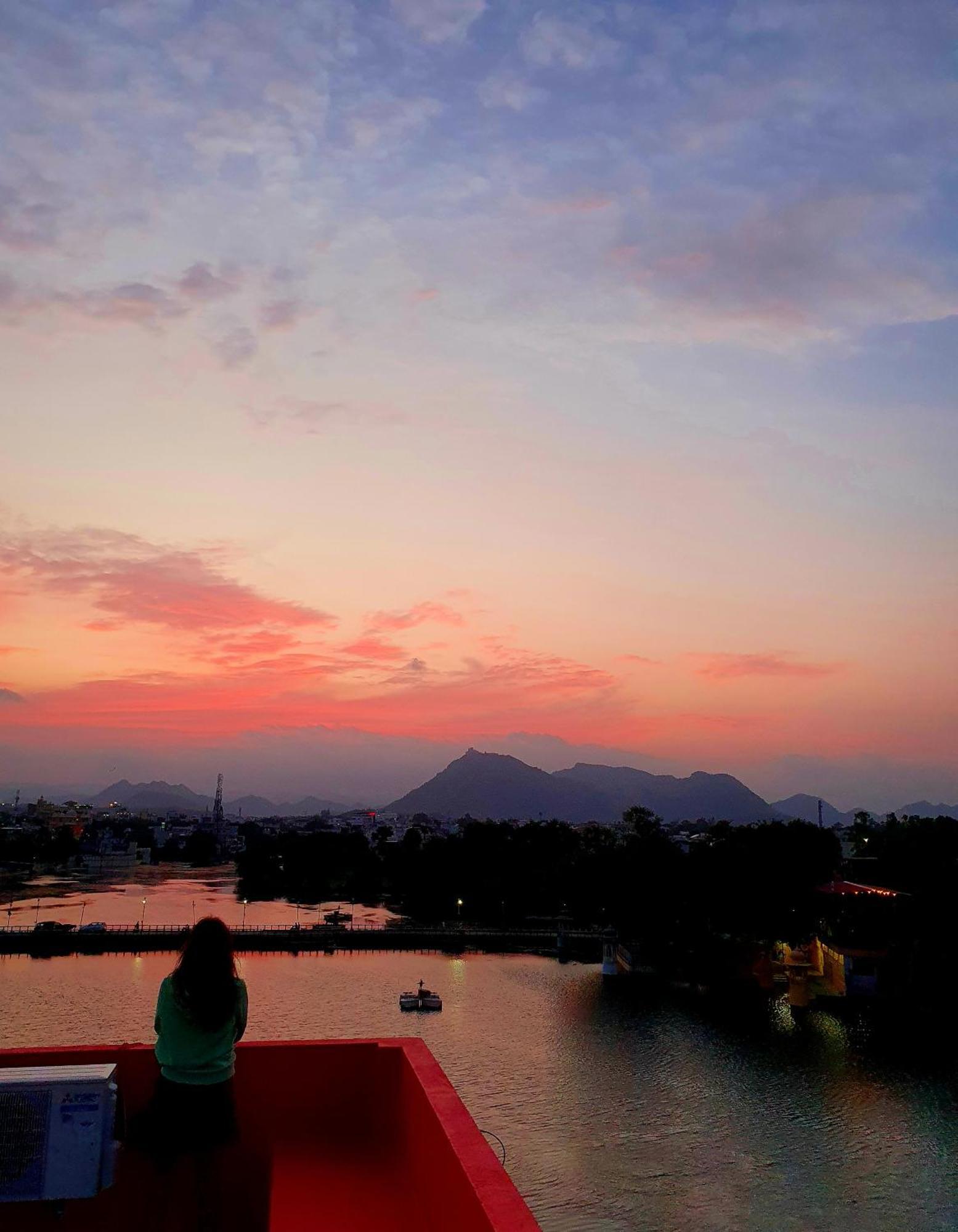 Oolala - Your Lake House In The Center Of Udaipur Exterior photo